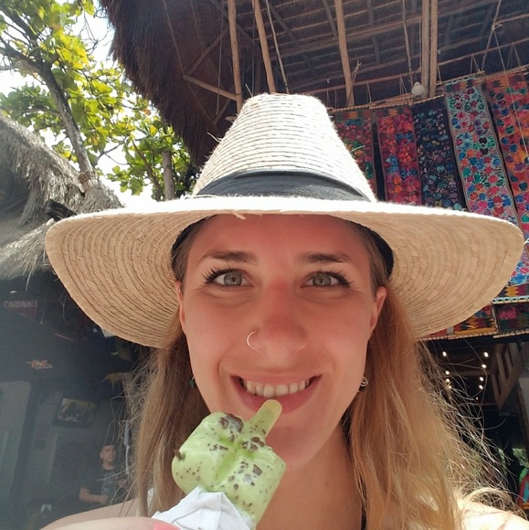 Meet your Posher, Kirsten - Picture 5 of 8